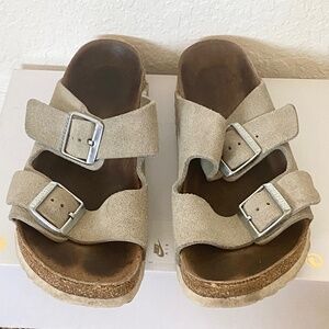 Birkenstock Arizona Size 37 Women’s Light Gray  Sandals